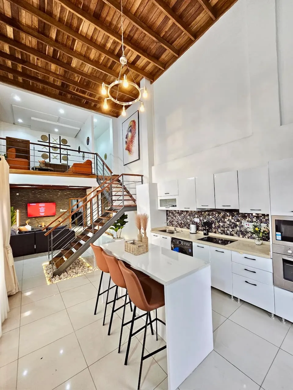 Luxury Art Loft in Lekki Phase 1 w/ CityView