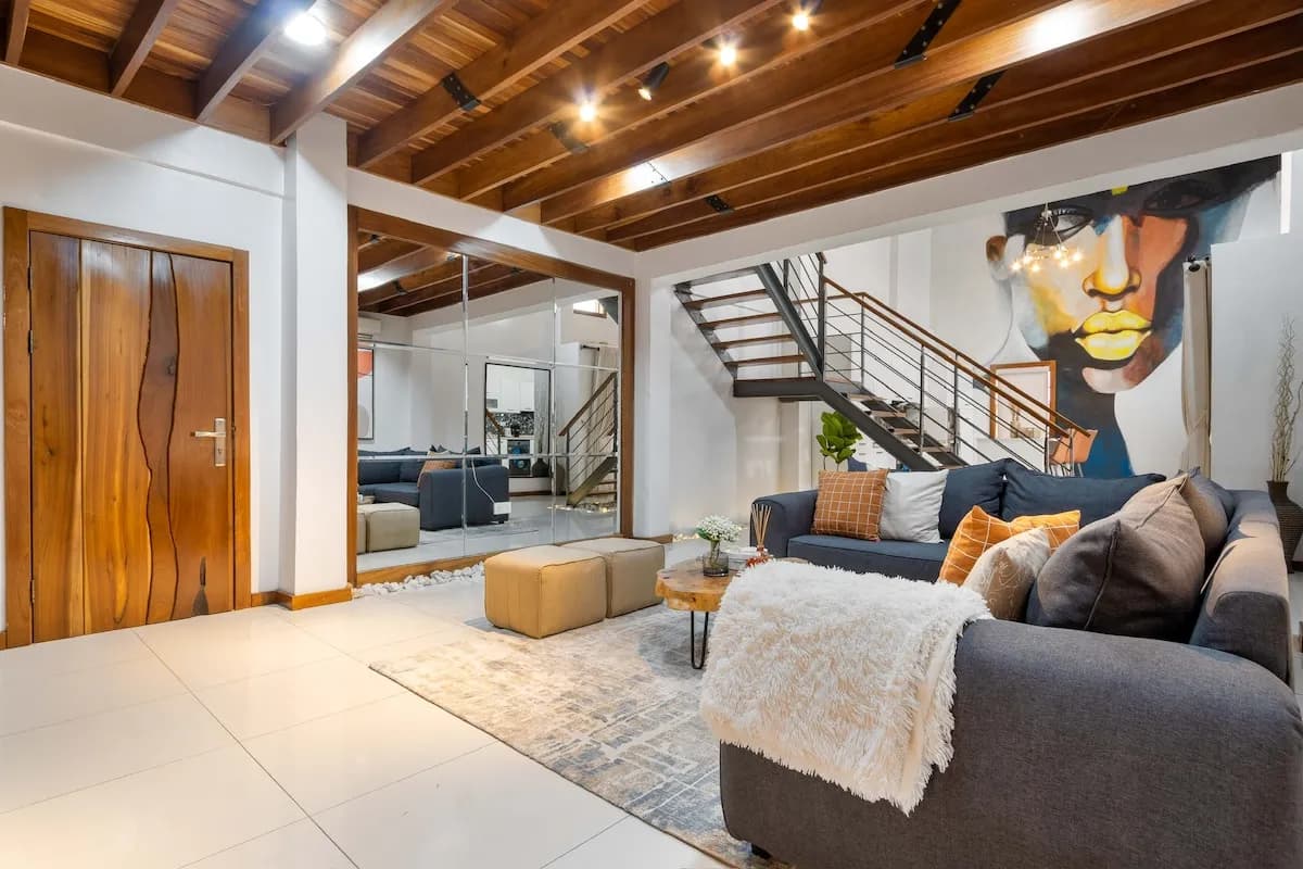 Luxury Art Loft in Lekki Phase 1 w/ CityView