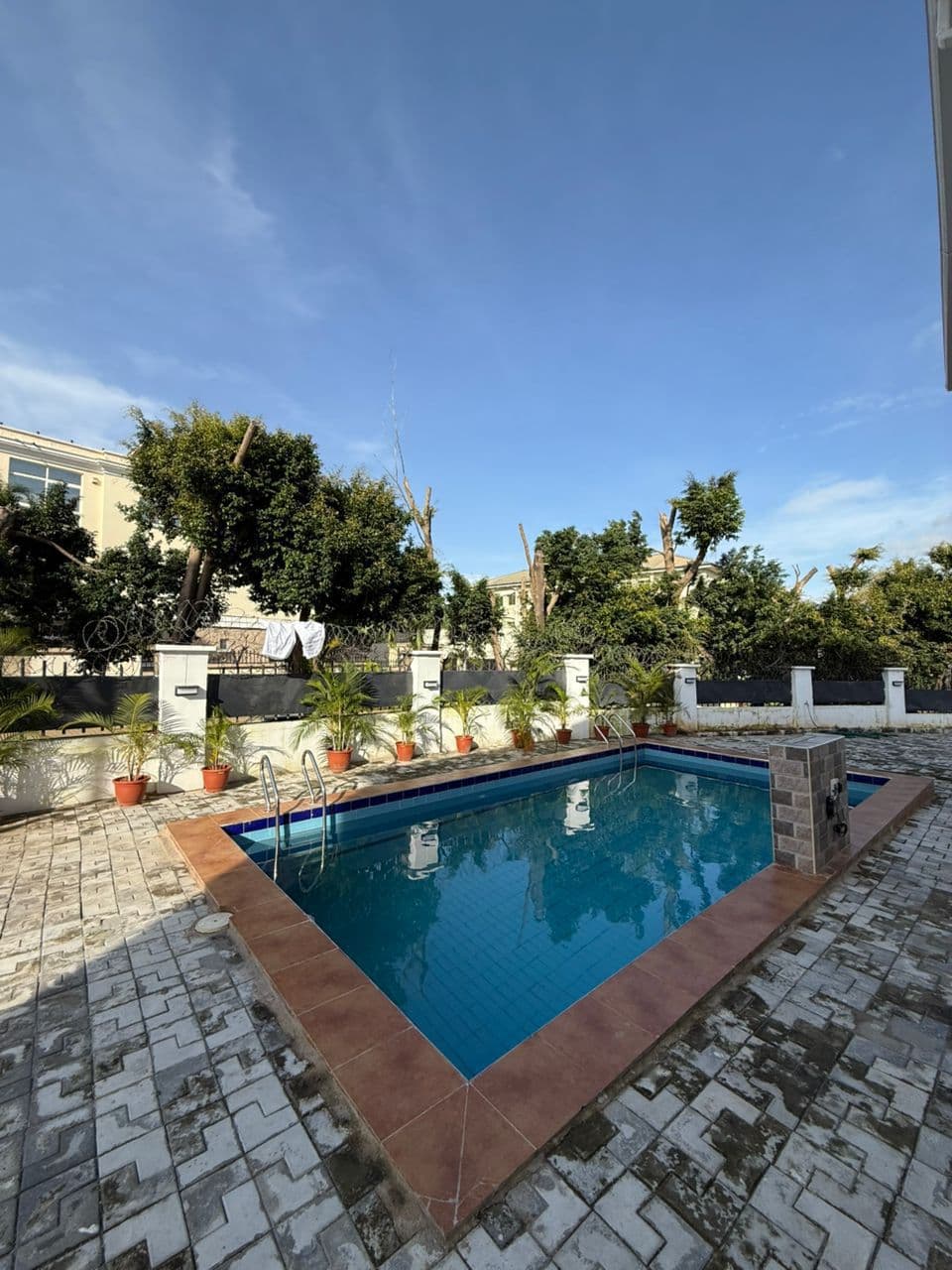 SMART 2 BEDROOM APARTMENTS WITH POOL