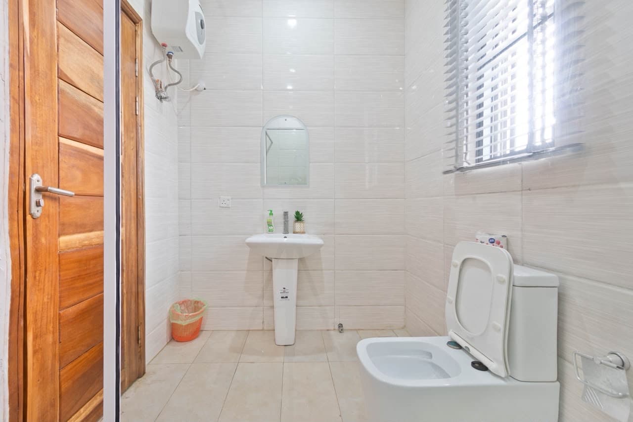 4 bedroom ensuite terrace 