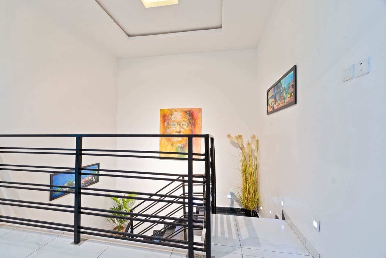 4 bedroom ensuite terrace 