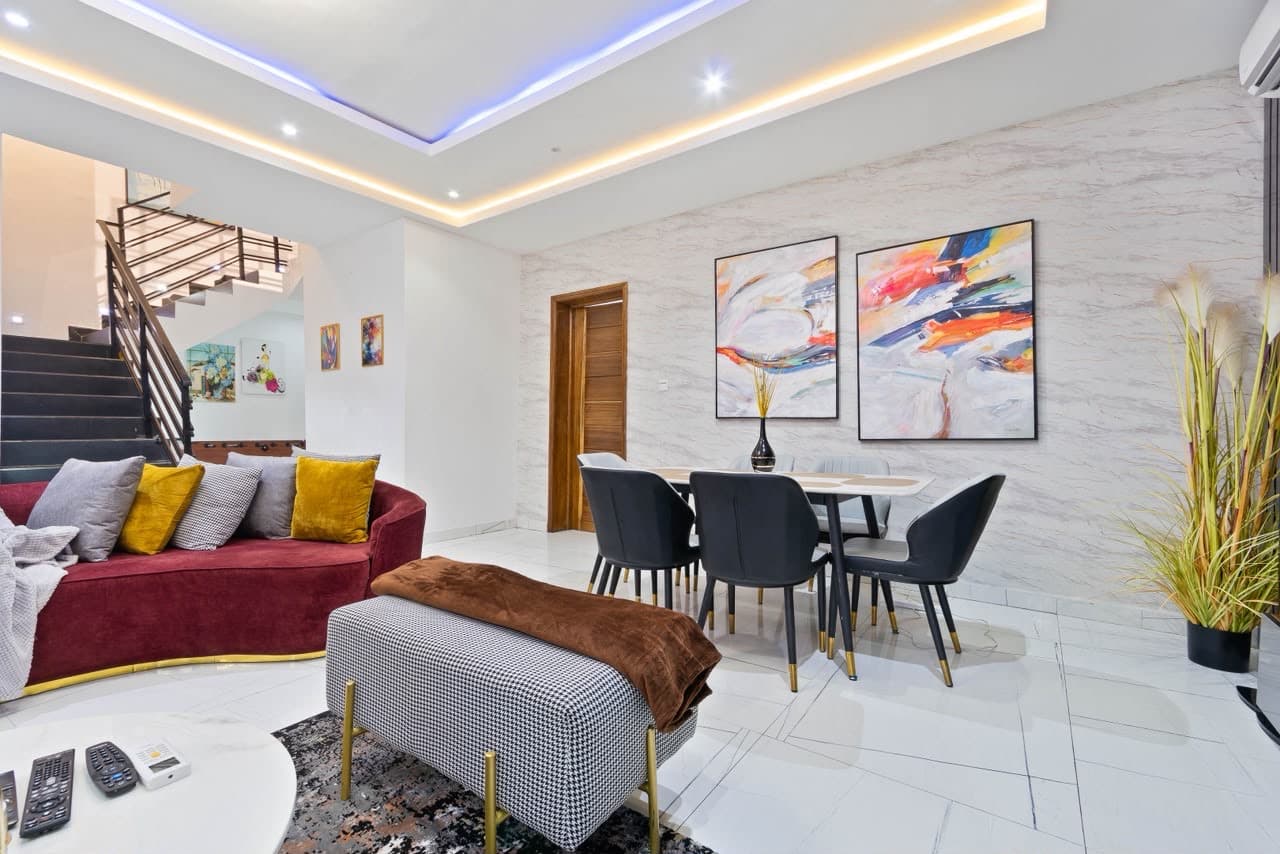 4 bedroom ensuite terrace 