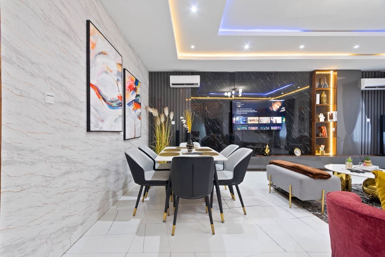 4 bedroom ensuite terrace 
